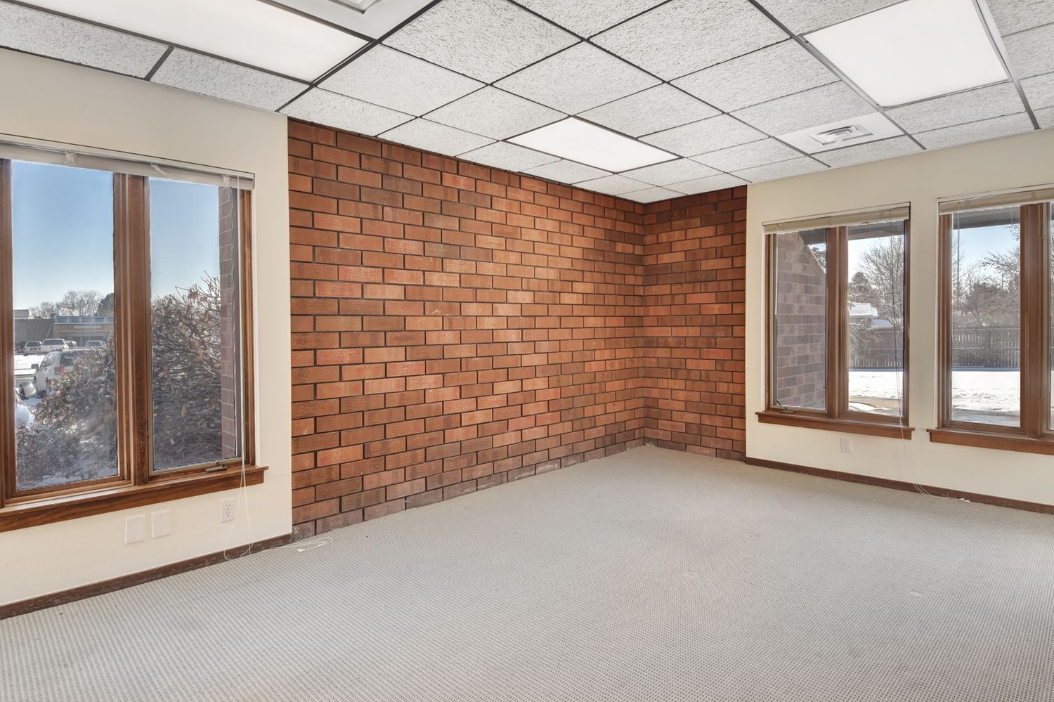 7-Room Office Suite for Lease